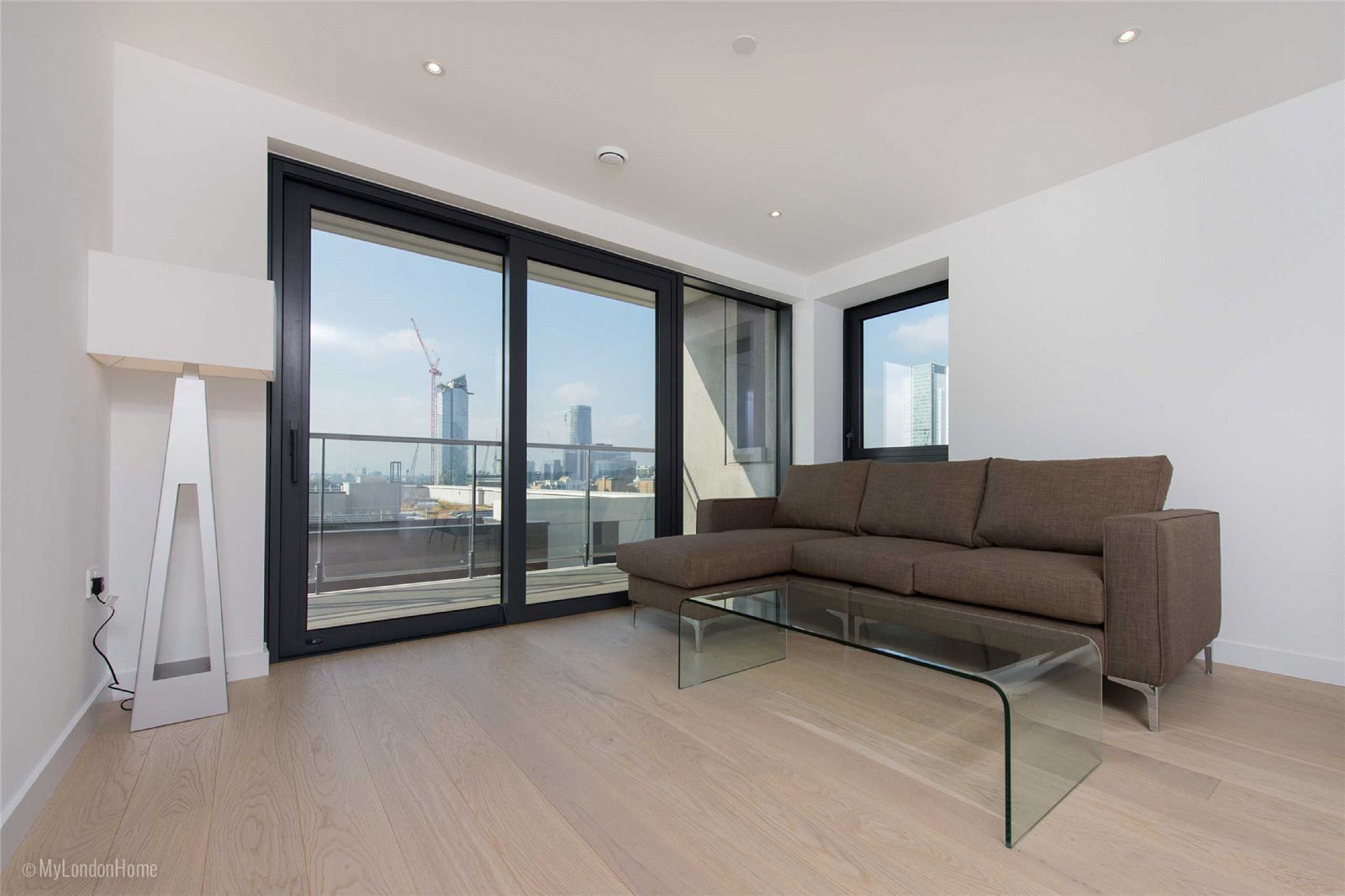 Horizons Tower, 1 Yabsley Street, Canary Wharf, E14