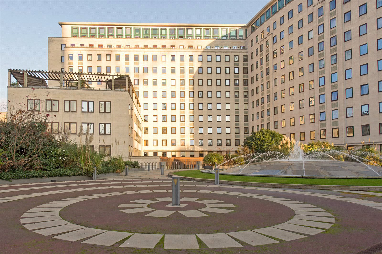 Whitehouse Apartments, Waterloo, SE1
