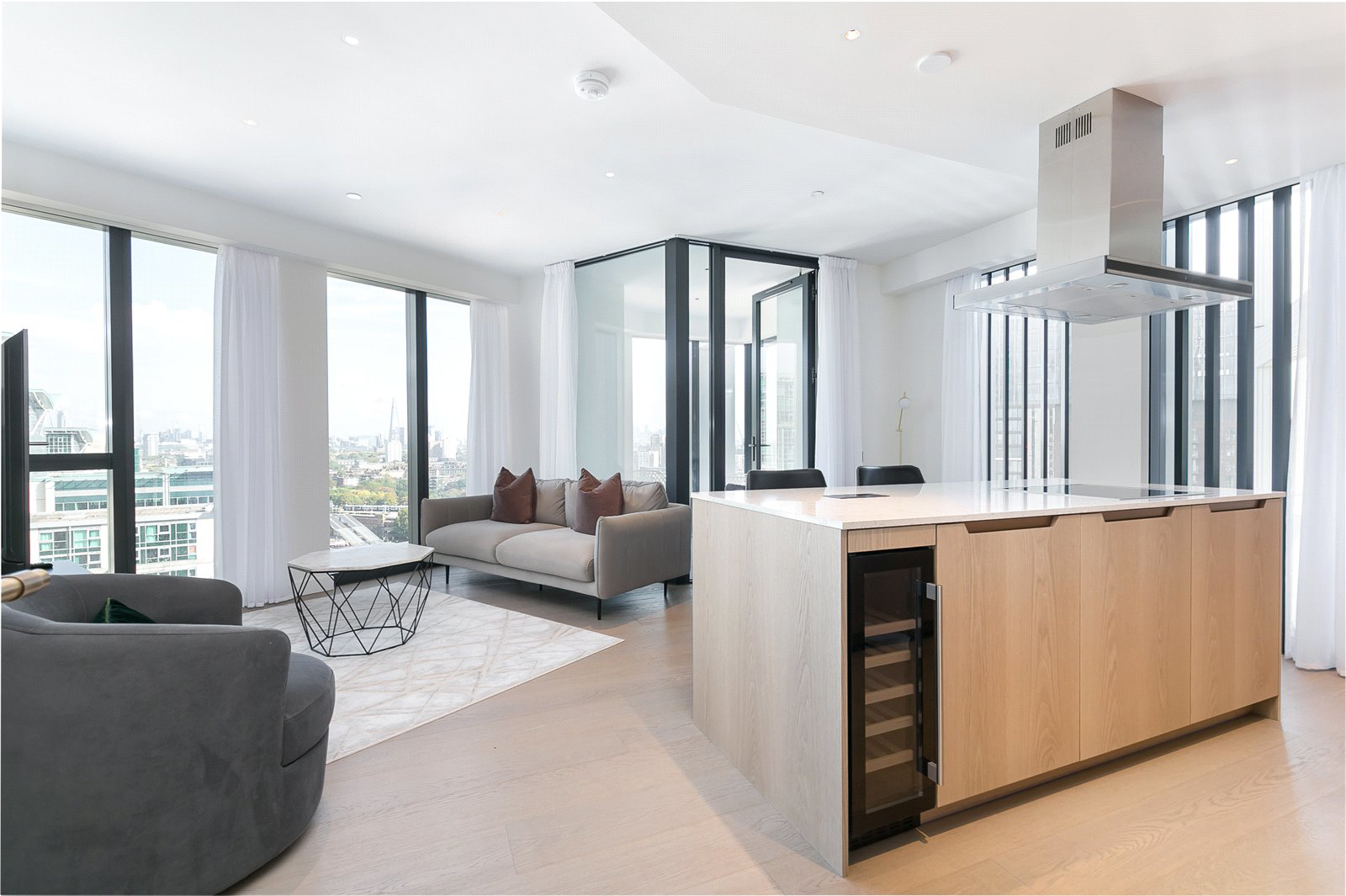 River Park Tower, 1 Nine Elms Lane, Nine Elms, SW8