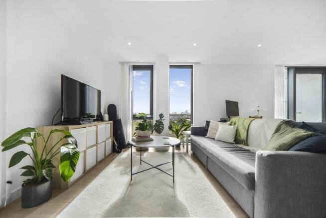 Carriage House, 10 City North Place, Finsbury Park, N4