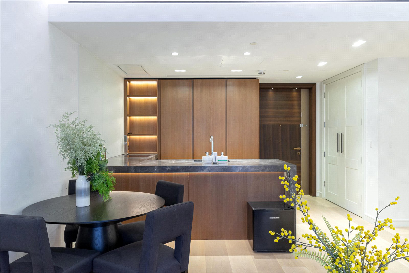 Lincoln Square, 18 Portugal Street, West End, WC2A, photo 3