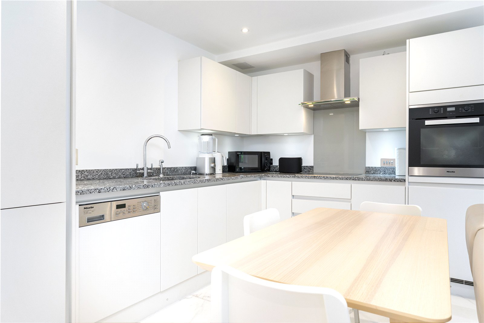 Hampton Row, 463 Upper Richmond Road, SW15, photo 4