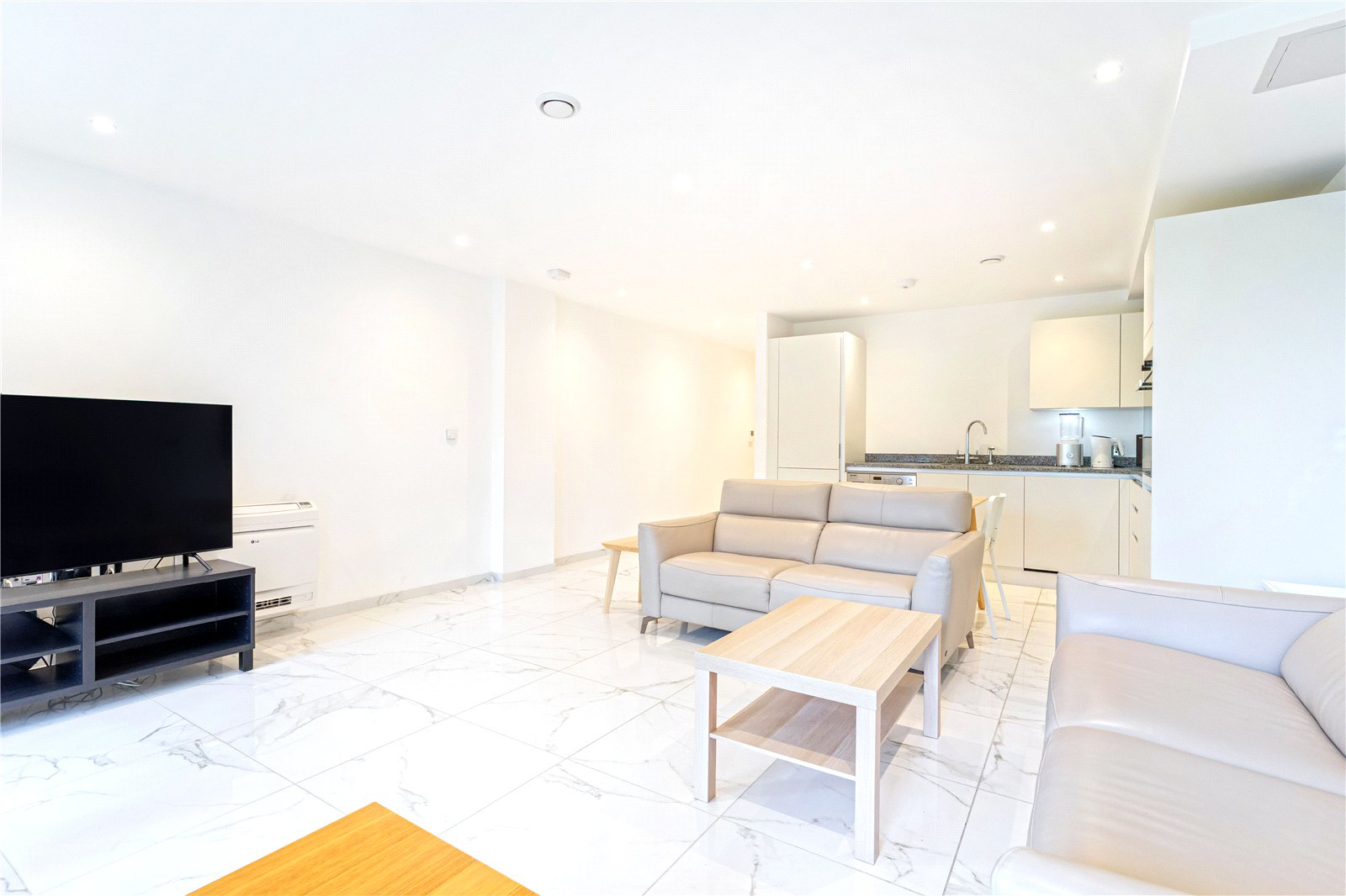 Hampton Row, 463 Upper Richmond Road, SW15, photo 2