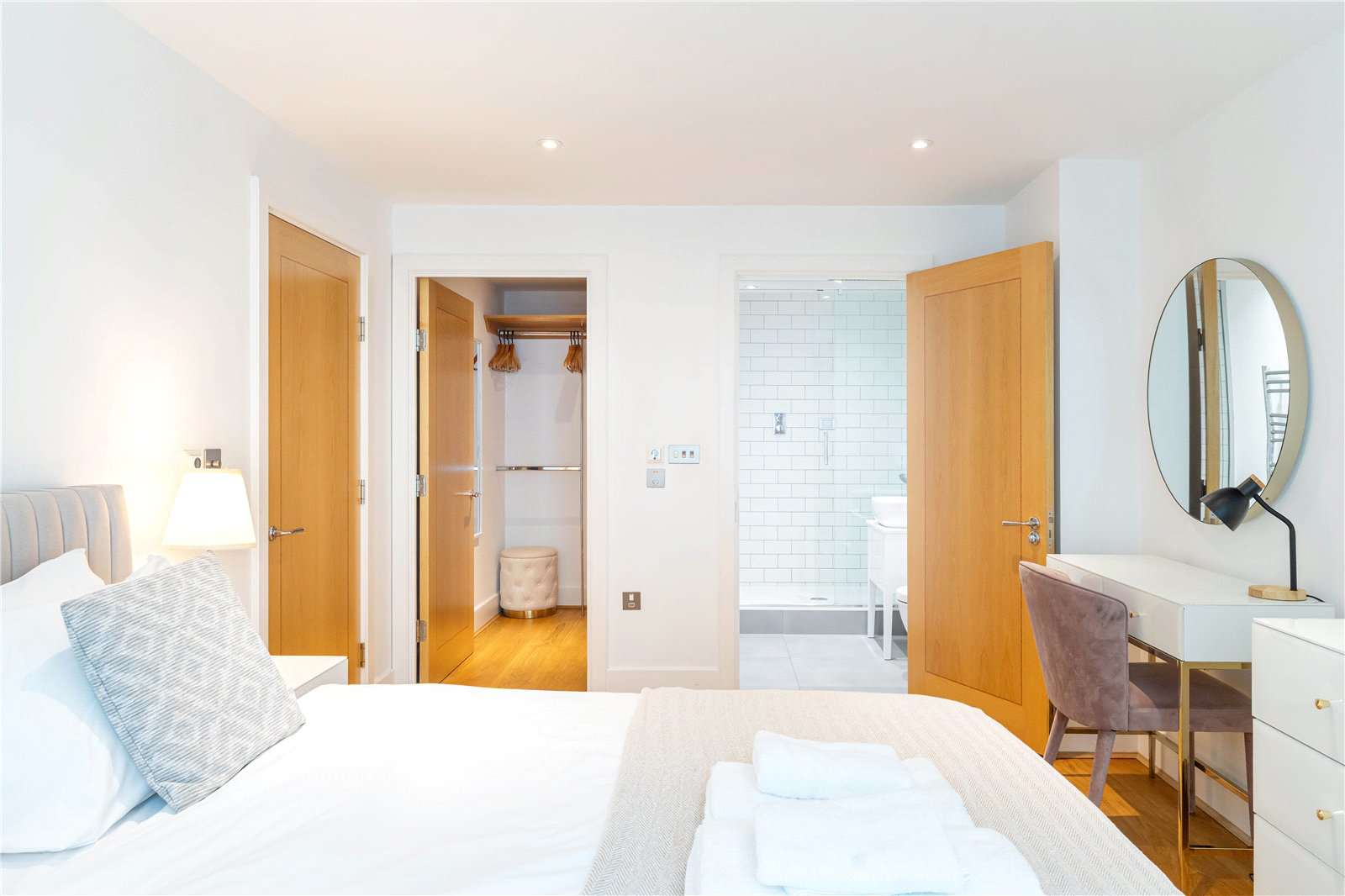 Kestrel House, St. George Wharf, SW8, photo 14