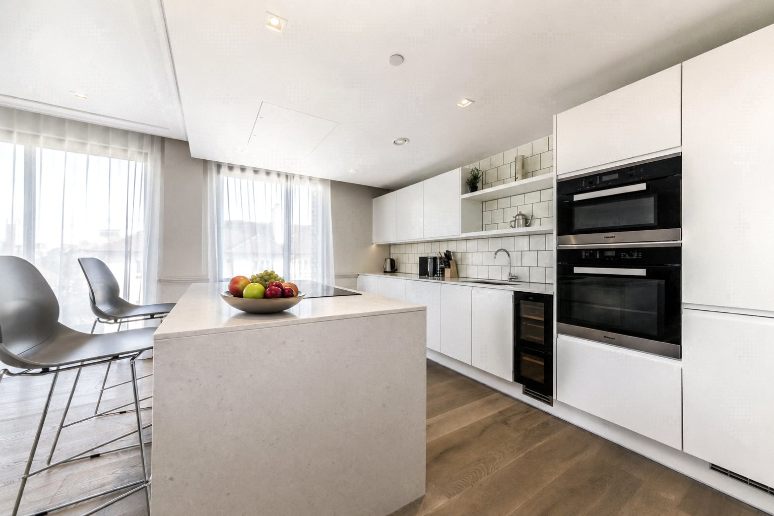 Queens Wharf, 2 Crisp Road, Hammersmith, W6, photo 2