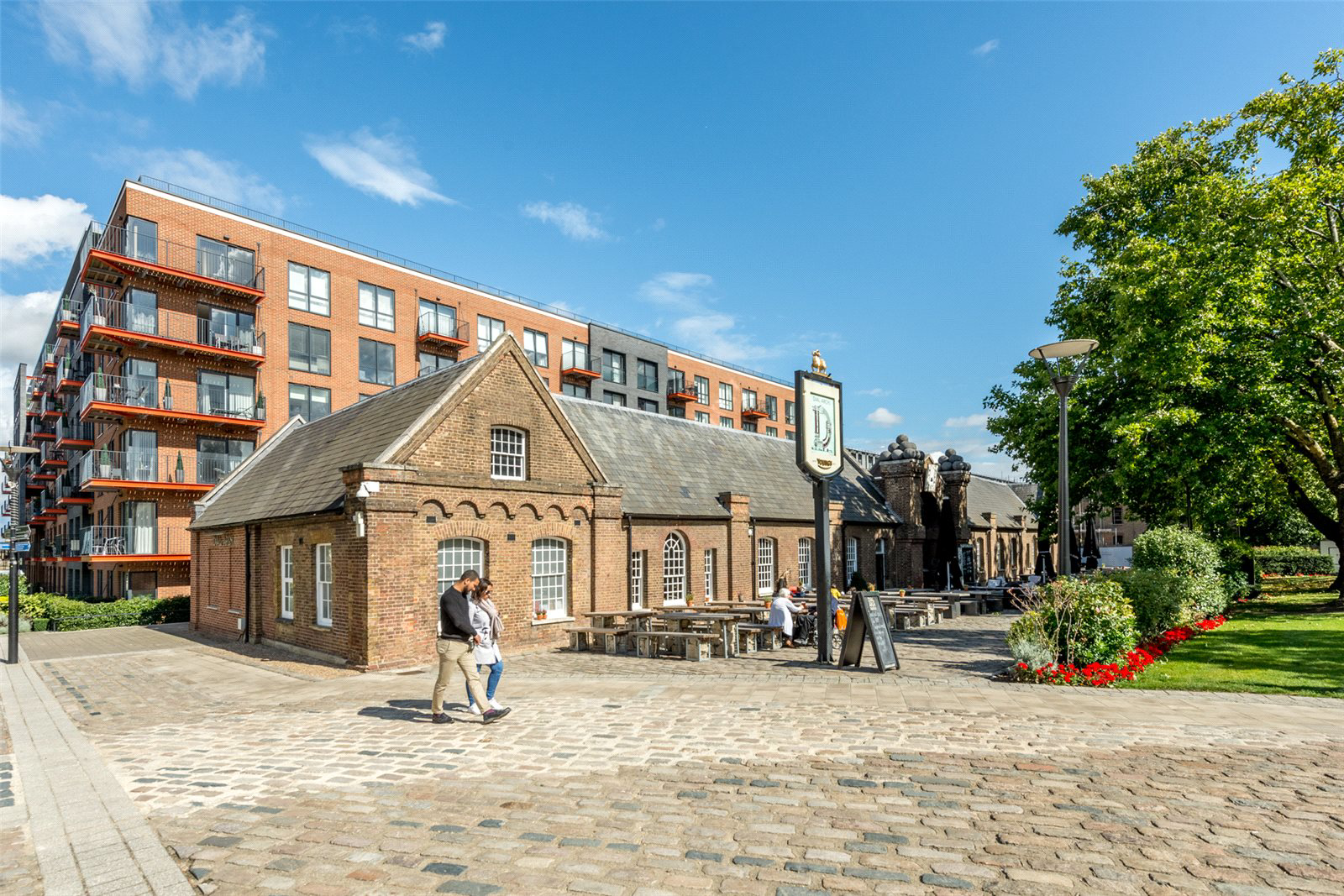 Royal Arsenal Riverside, Duke Of Wellington Avenue, Woolwich, London, SE18, photo 2