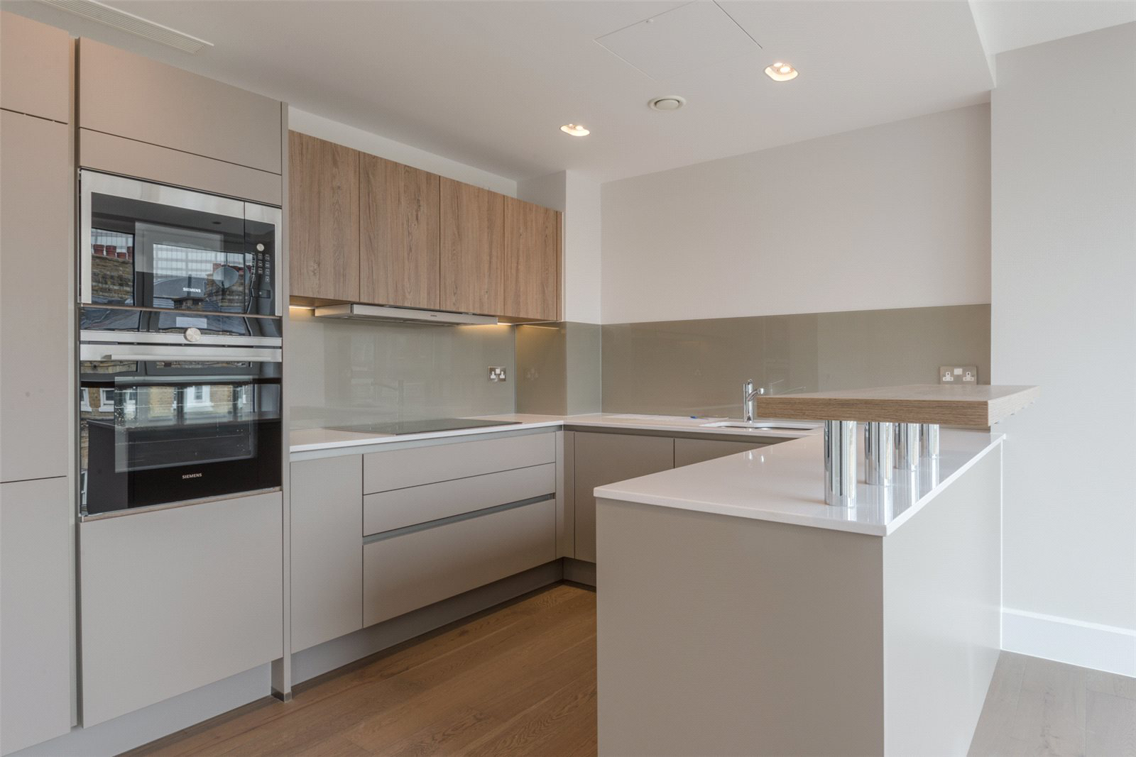 Great Peter Street, Westminster, London, SW1P, photo 6