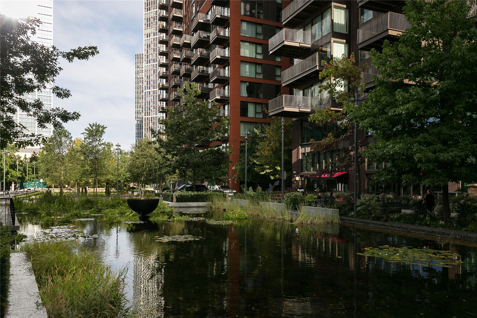 The Modern, Embassy Gardens, 1 Viaduct Gardens, SW11, photo 16