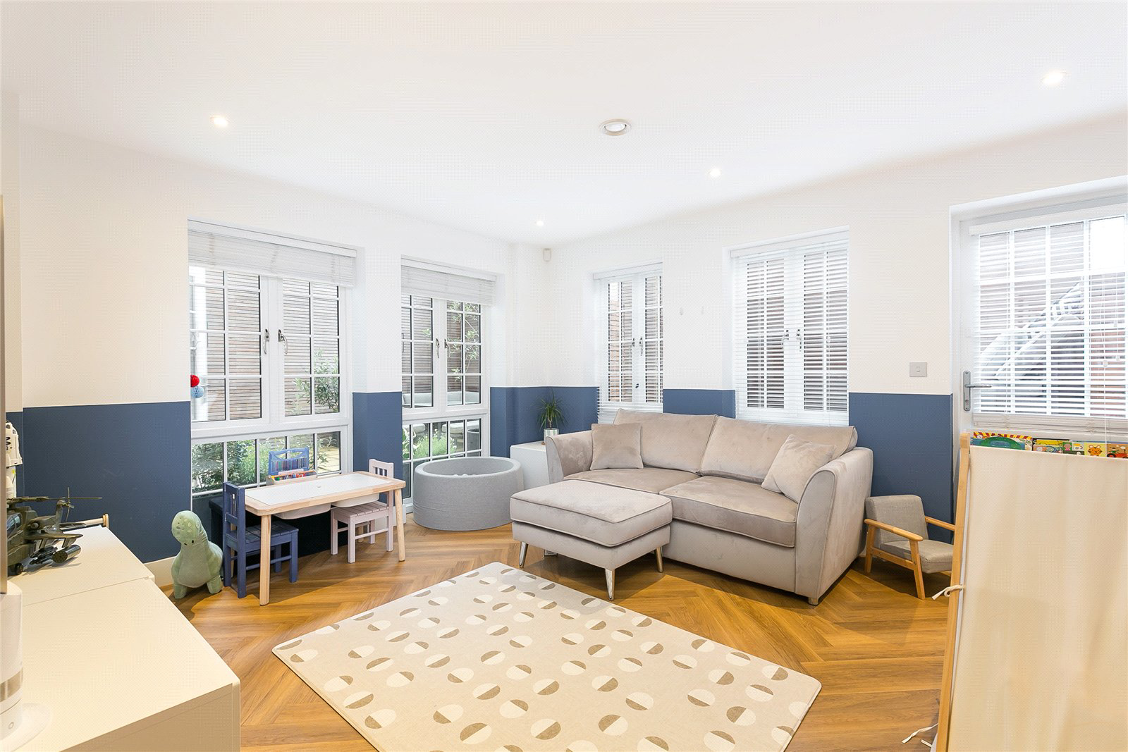 Hampton Row, 463 Upper Richmond Road, Barnes, SW15, photo 10