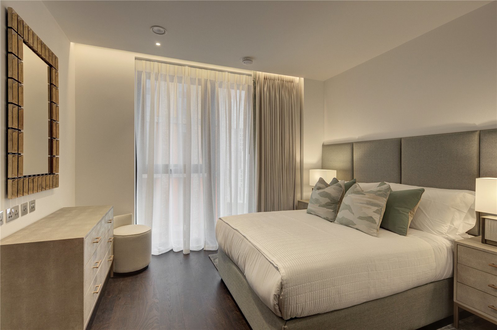 Thornes House, 4 Charles Clowes Walk, Nine Elms, SW11, photo 6