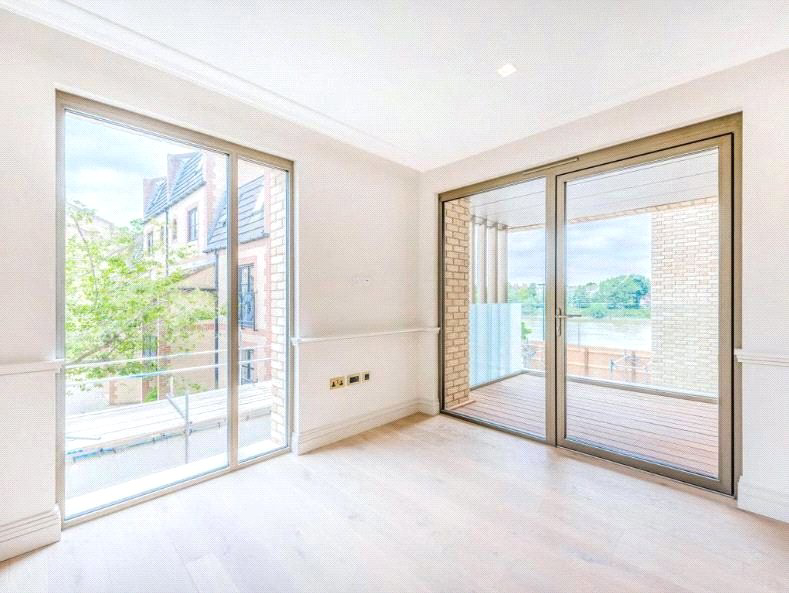 Queens Wharf, 2 Crisp Road, Hammersmith, W6, photo 3