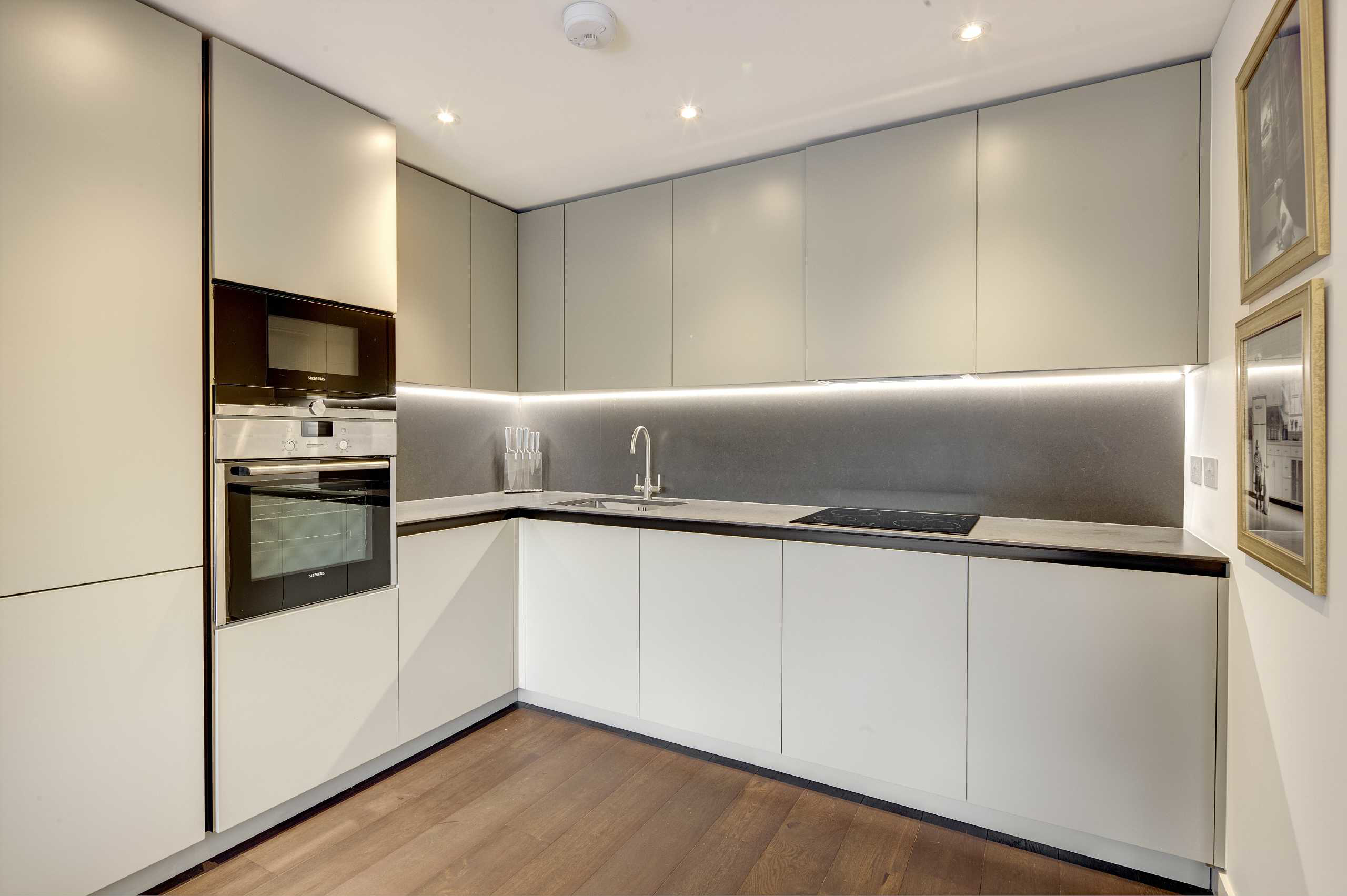 The Grays, Gray's Inn Road, Holborn, London, WC1X, photo 2