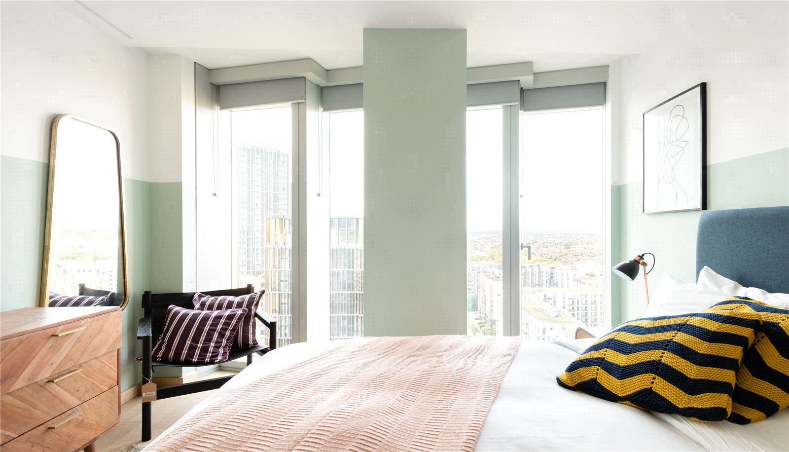 Manhattan Loft Gardens, 22 International Way, Stratford, E20, photo 10