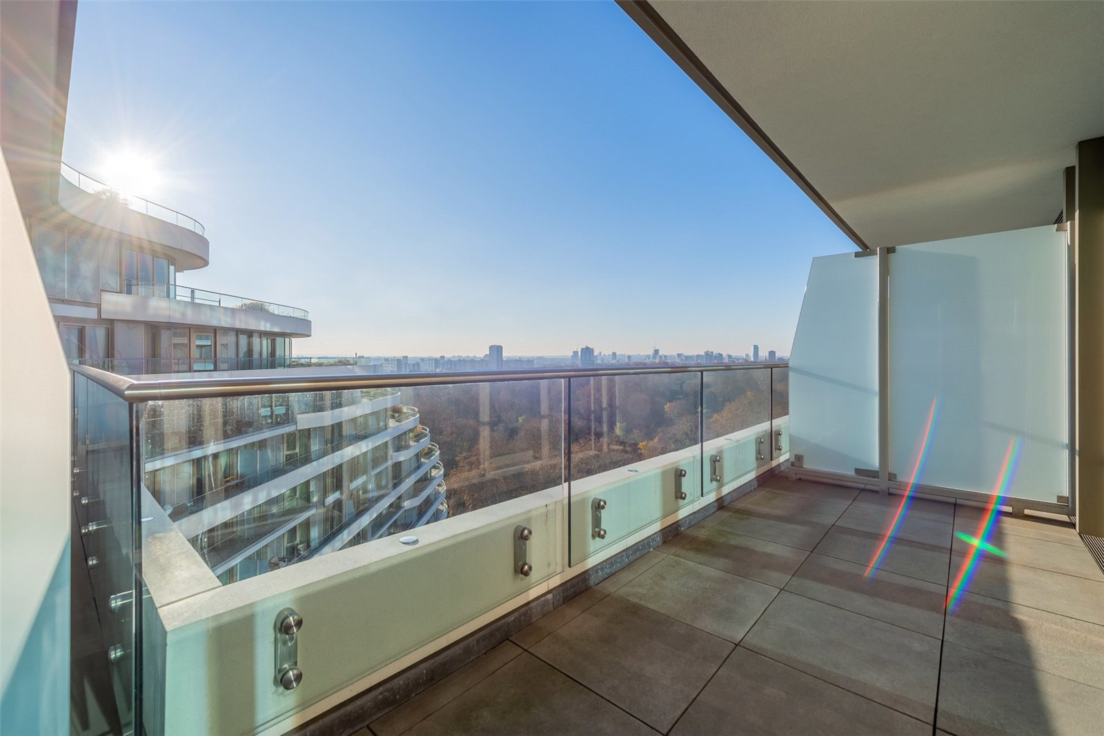 Cascade Court, Vista, 1 Sopwith Way, SW11, photo 2