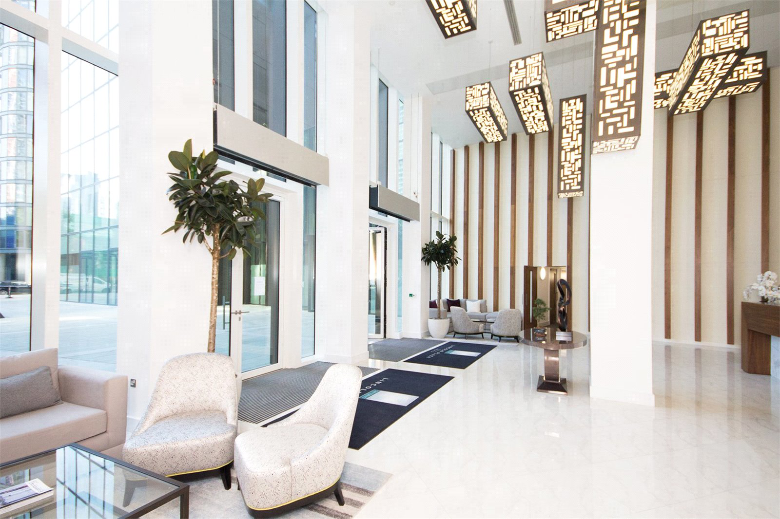 Lincoln Plaza, Millharbour, Canary Wharf, London, E14, photo 2