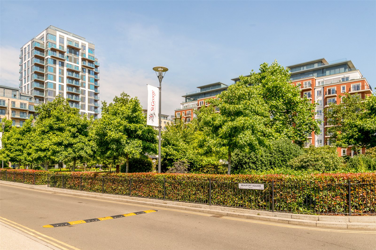 Beaufort Park, Colindale, London, NW9, photo 2