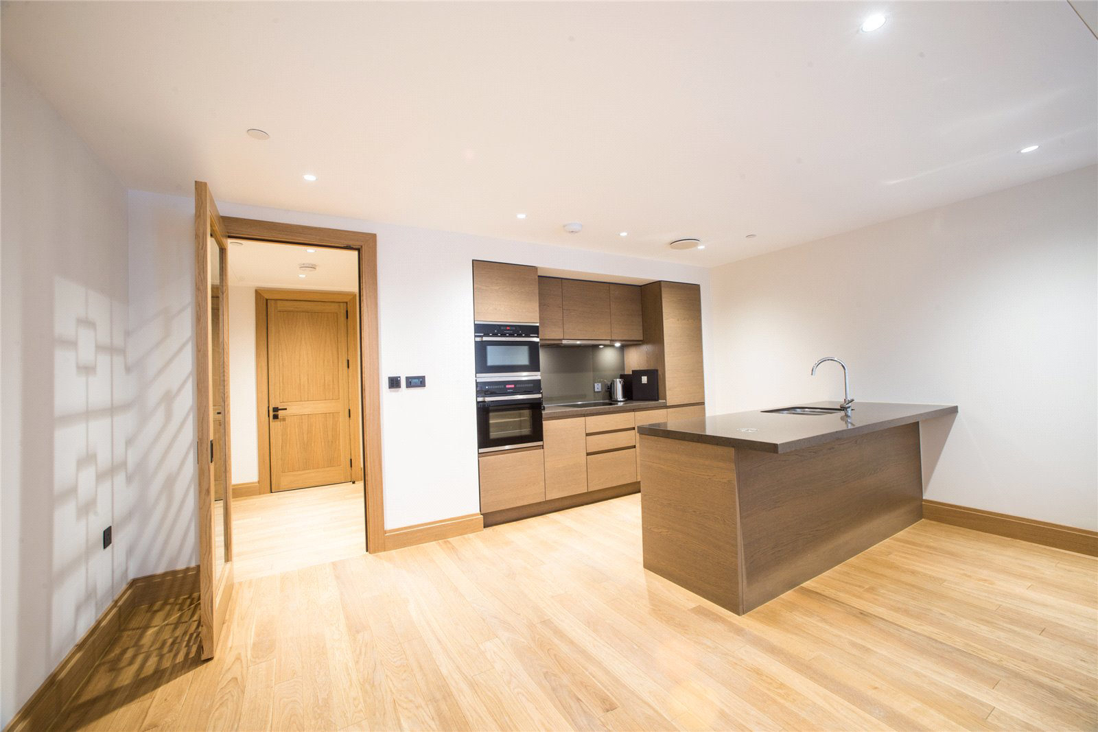 Cleland House, John Islip Street, Westminster, SW1P, photo 12