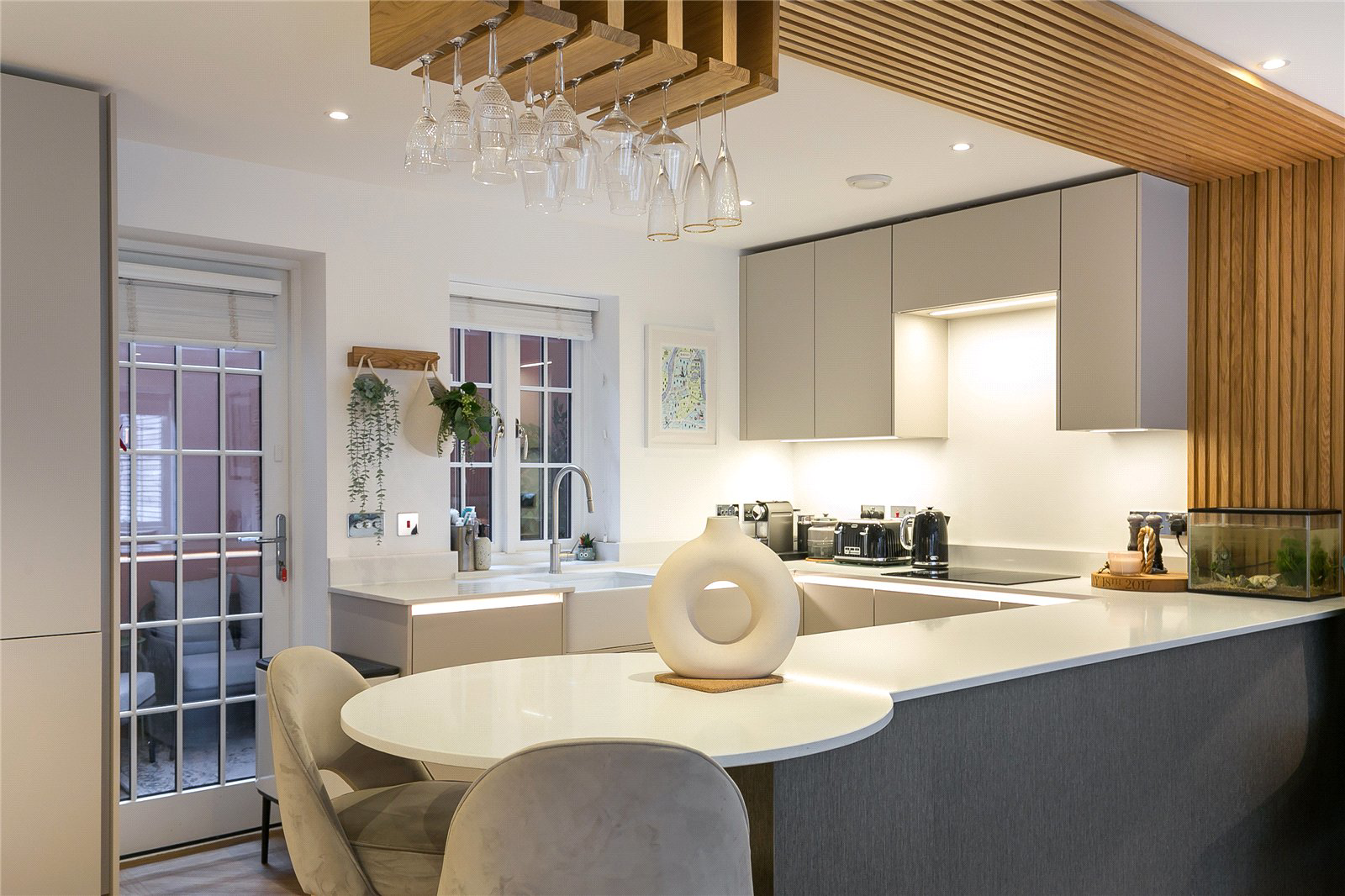 Hampton Row, 463 Upper Richmond Road, Barnes, SW15, photo 3