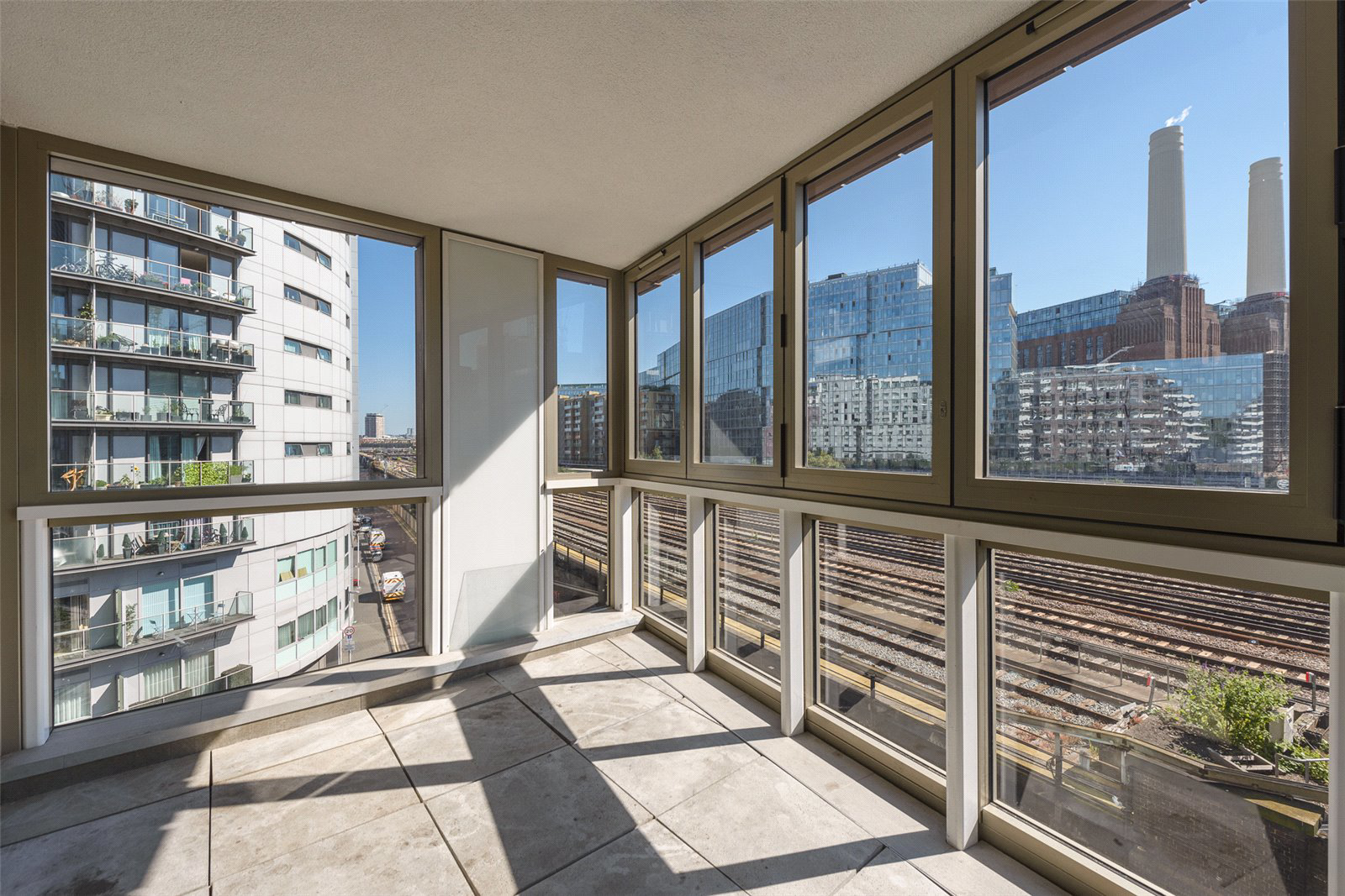 Cascade Court, Vista, Battersea, SW11, photo 2