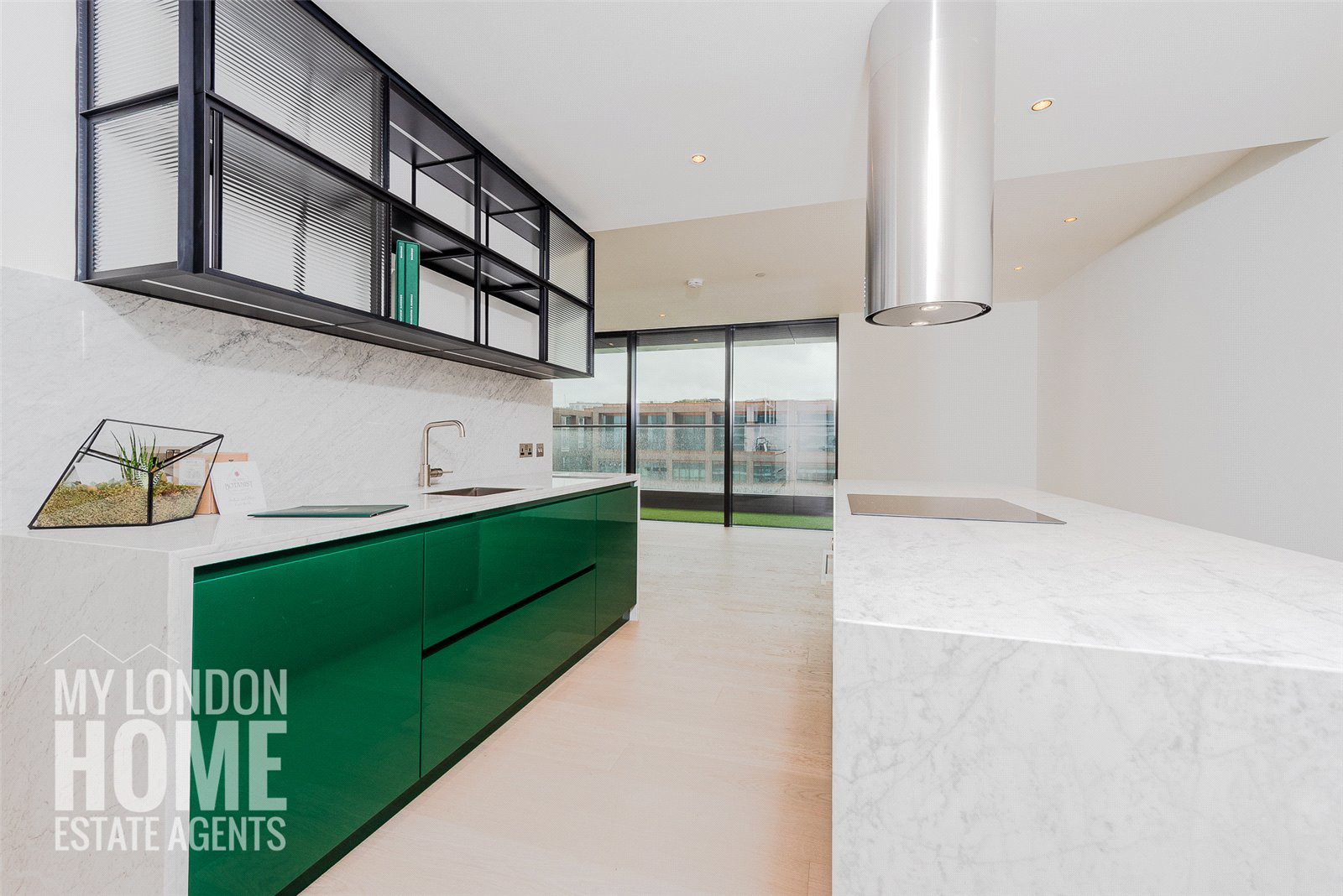 The Wardian, Canary Wharf, London, E14, photo 17
