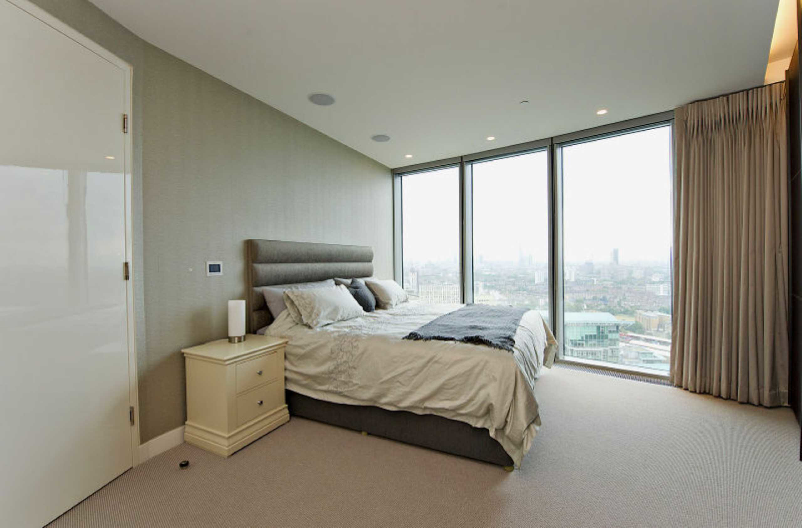 The Tower, St George Wharf, Vauxhall, SW8, photo 5