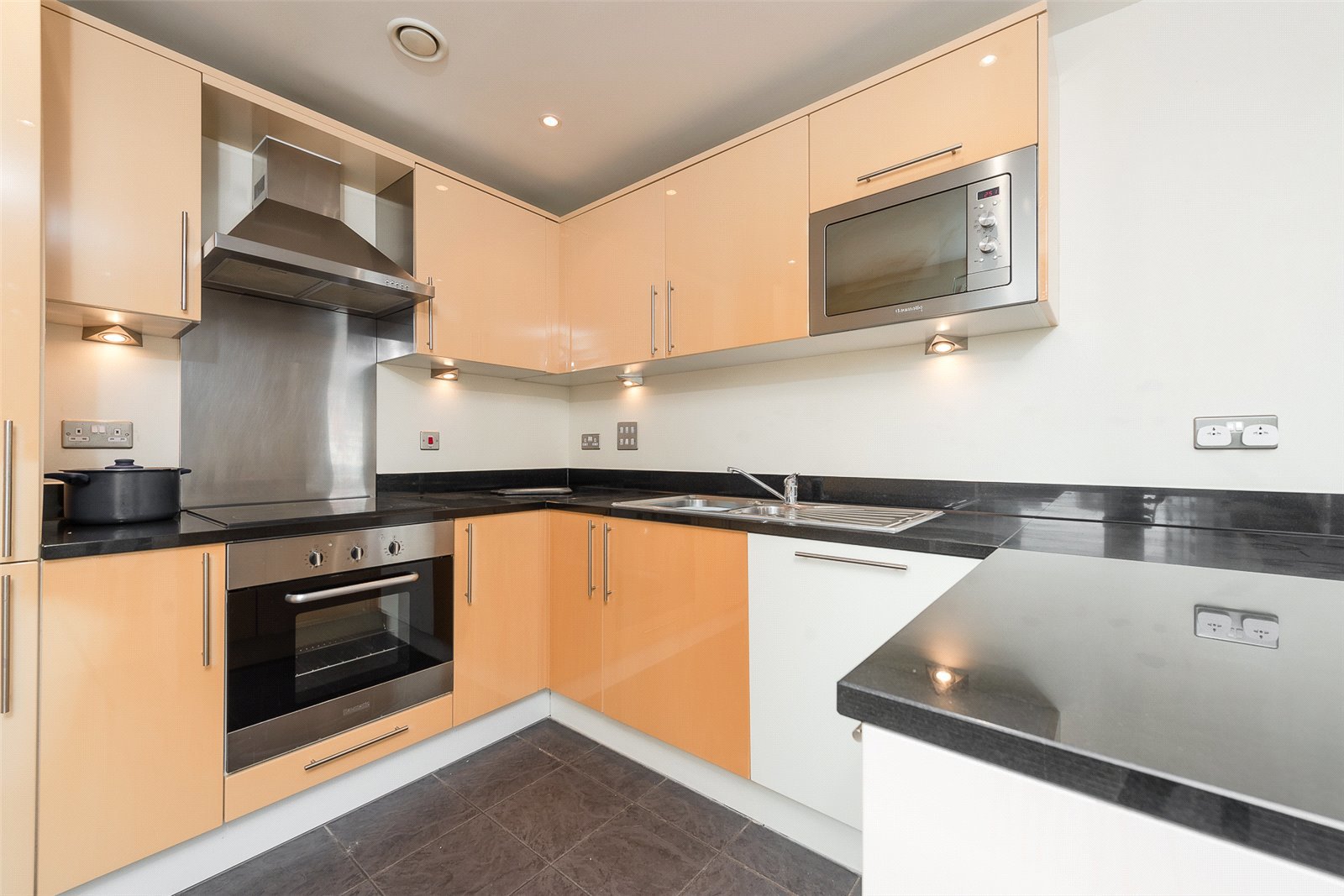15 Indescon Square, Canary Wharf, E14, photo 4