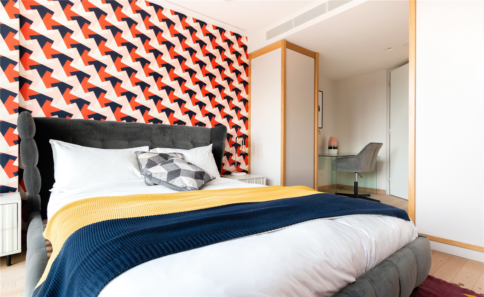 Manhattan Loft Gardens, 22 International Way, Stratford, E20, photo 14