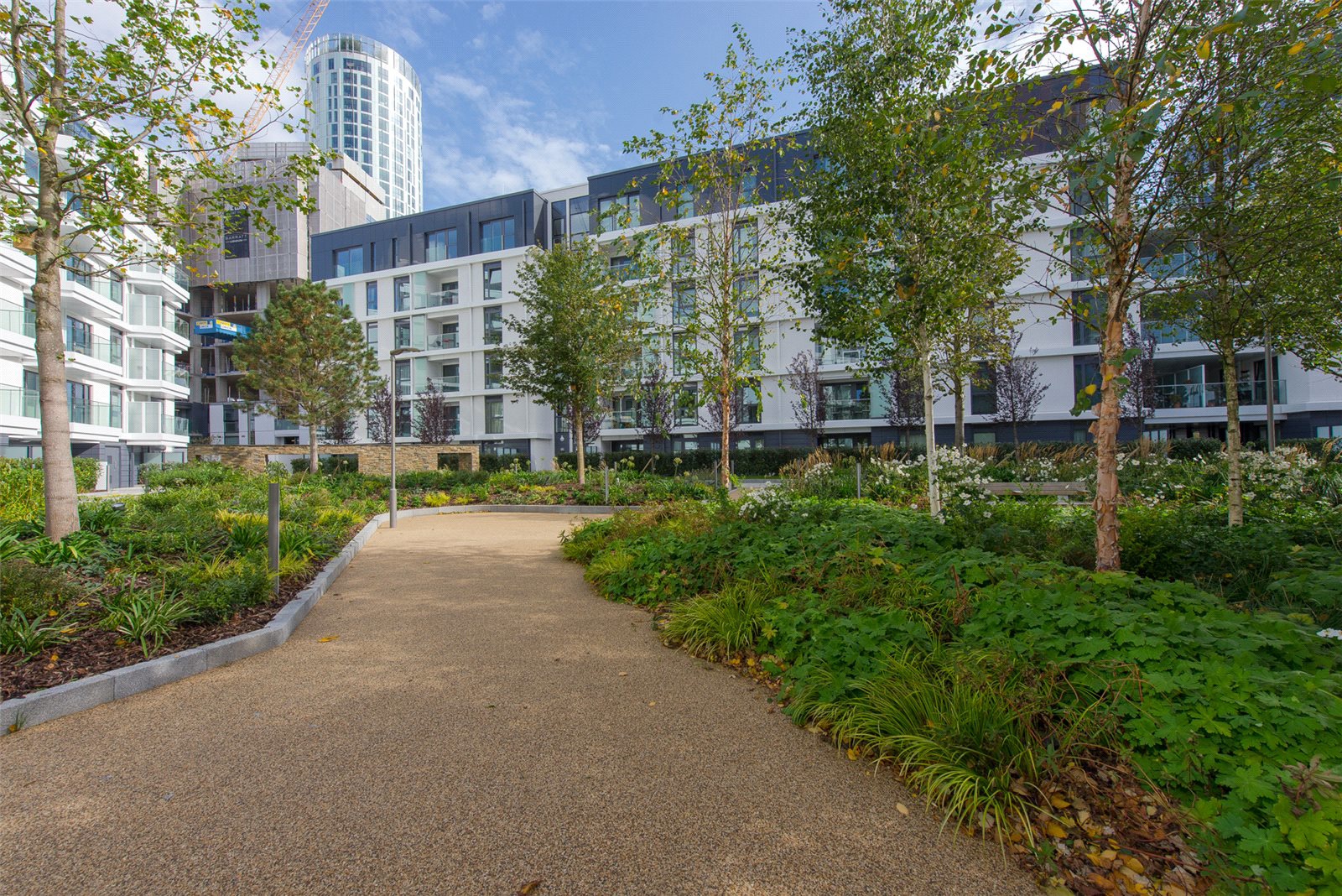 Gladwin Tower, 50 Wandsworth Road, Nine Elms Point, SW8, photo 2