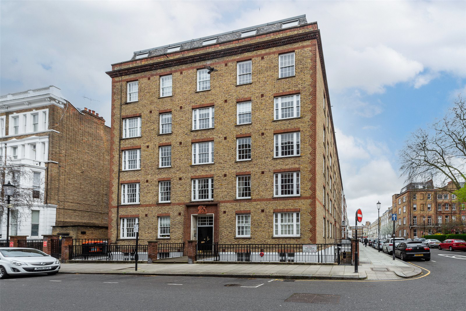 Rupert House, 52-53 Nevern Square, Earls Court, SW5, photo 3