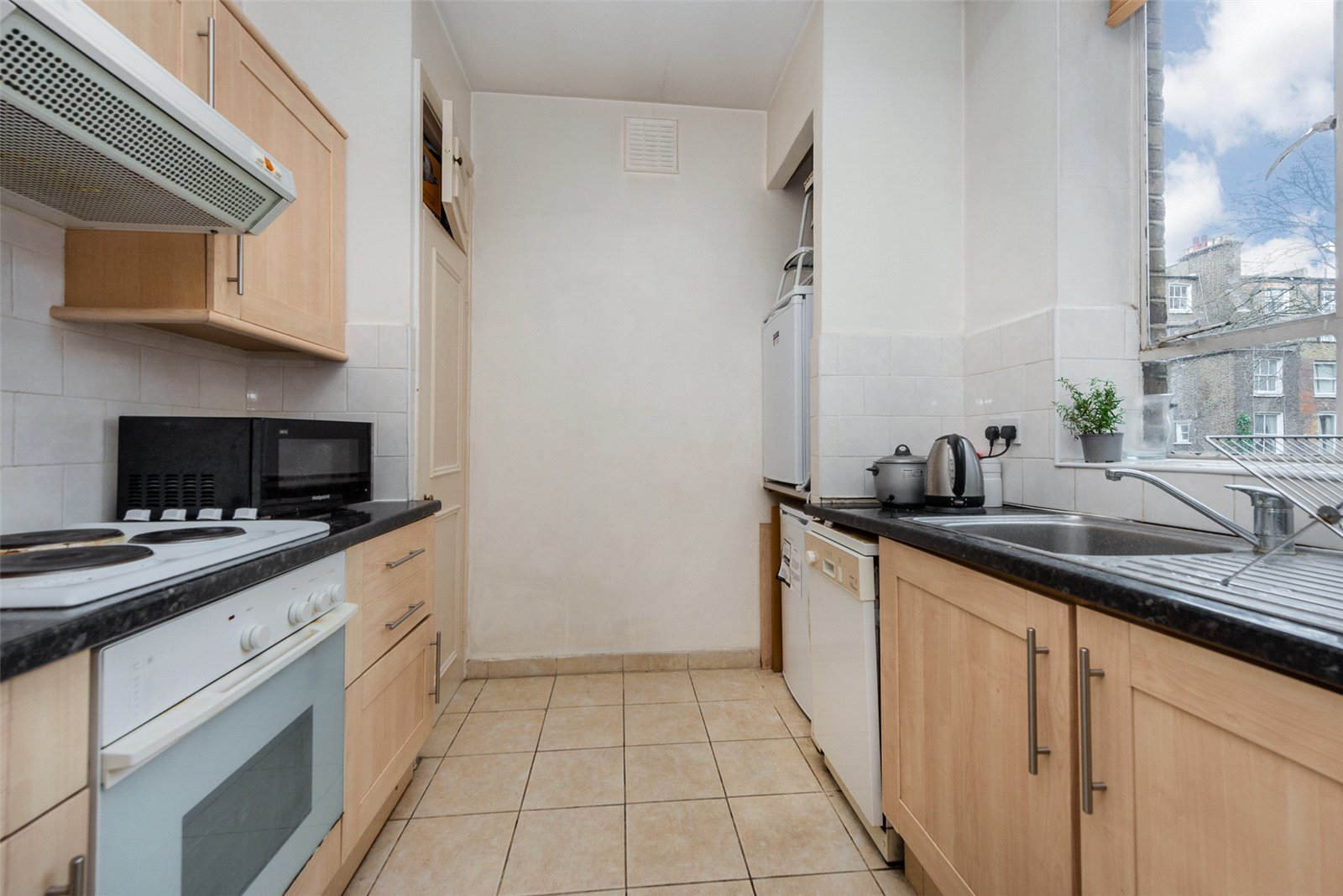 Rupert House, 52-53 Nevern Square, Earls Court, SW5, photo 2