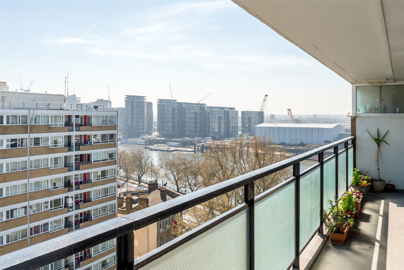 Churchill Gardens, Pimlico, SW1V, photo 14