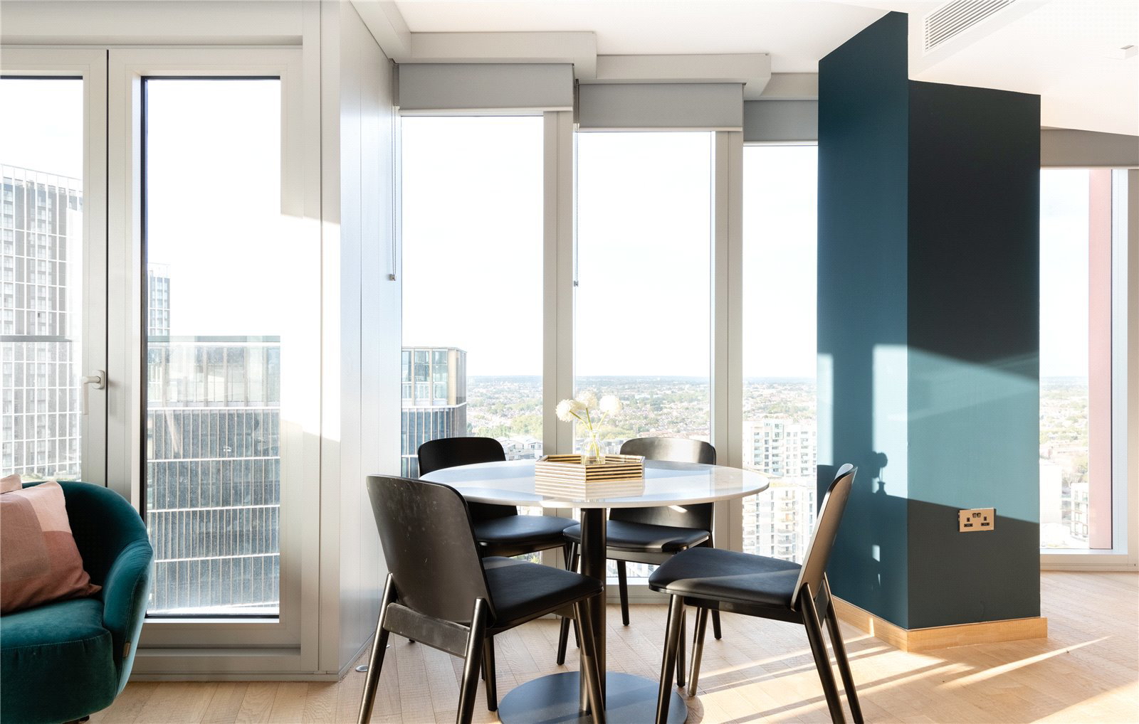 Manhattan Loft Gardens, 22 International Way, Stratford, E20, photo 6