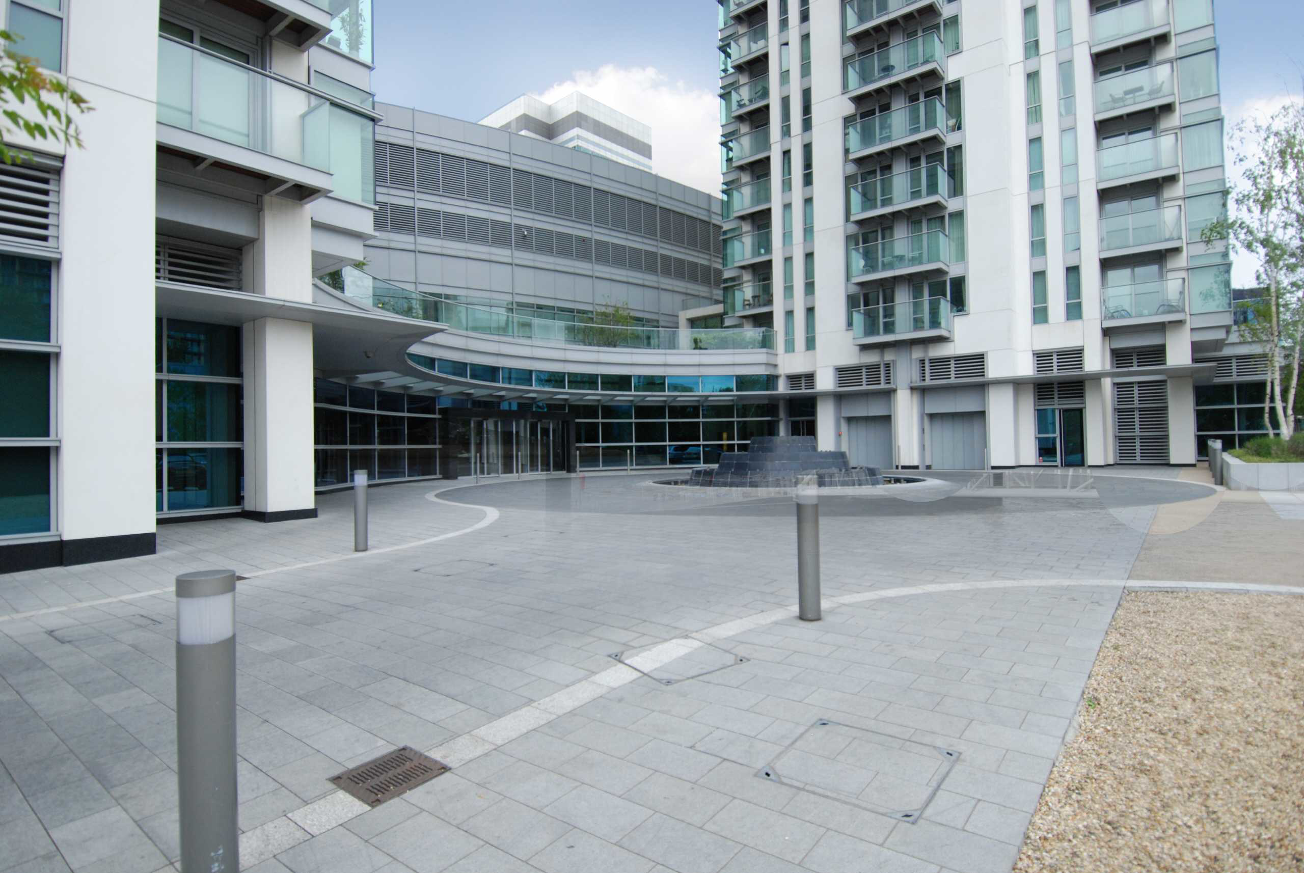 Pan Peninsula, Docklands, London, E14