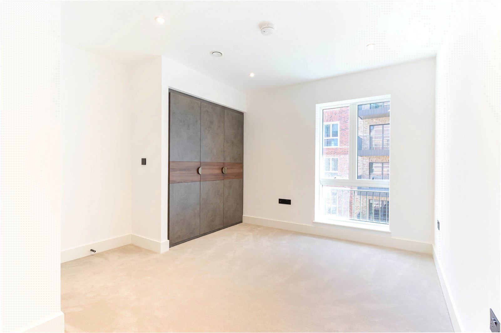 The Arrival, One Clapham, St. John's Hill, SW11, photo 4