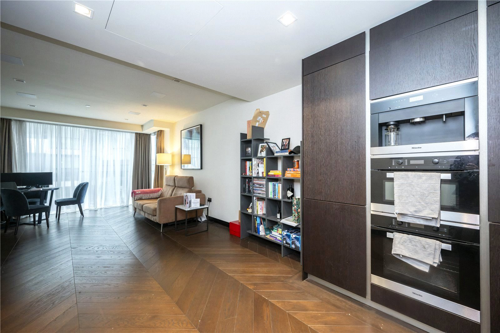 Sandringham House, Earls Way, Tower Bridge, SE1