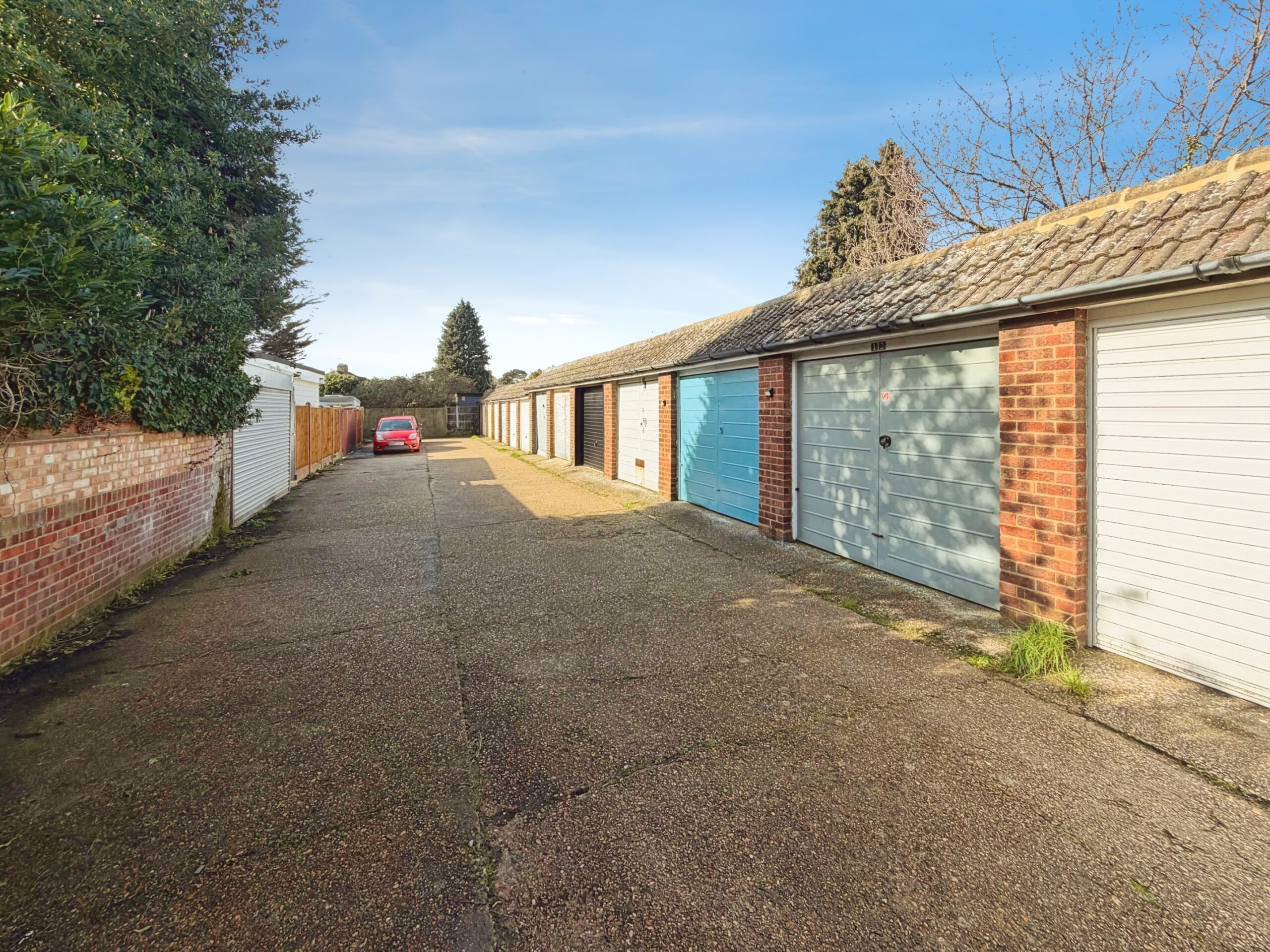 Waverley Gardens, Grays, RM16
