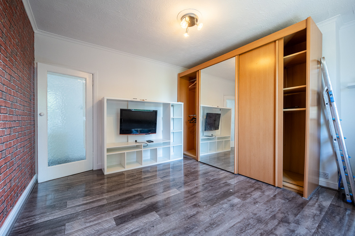Dirrans Terrace, Kilwinning KA13, photo 7