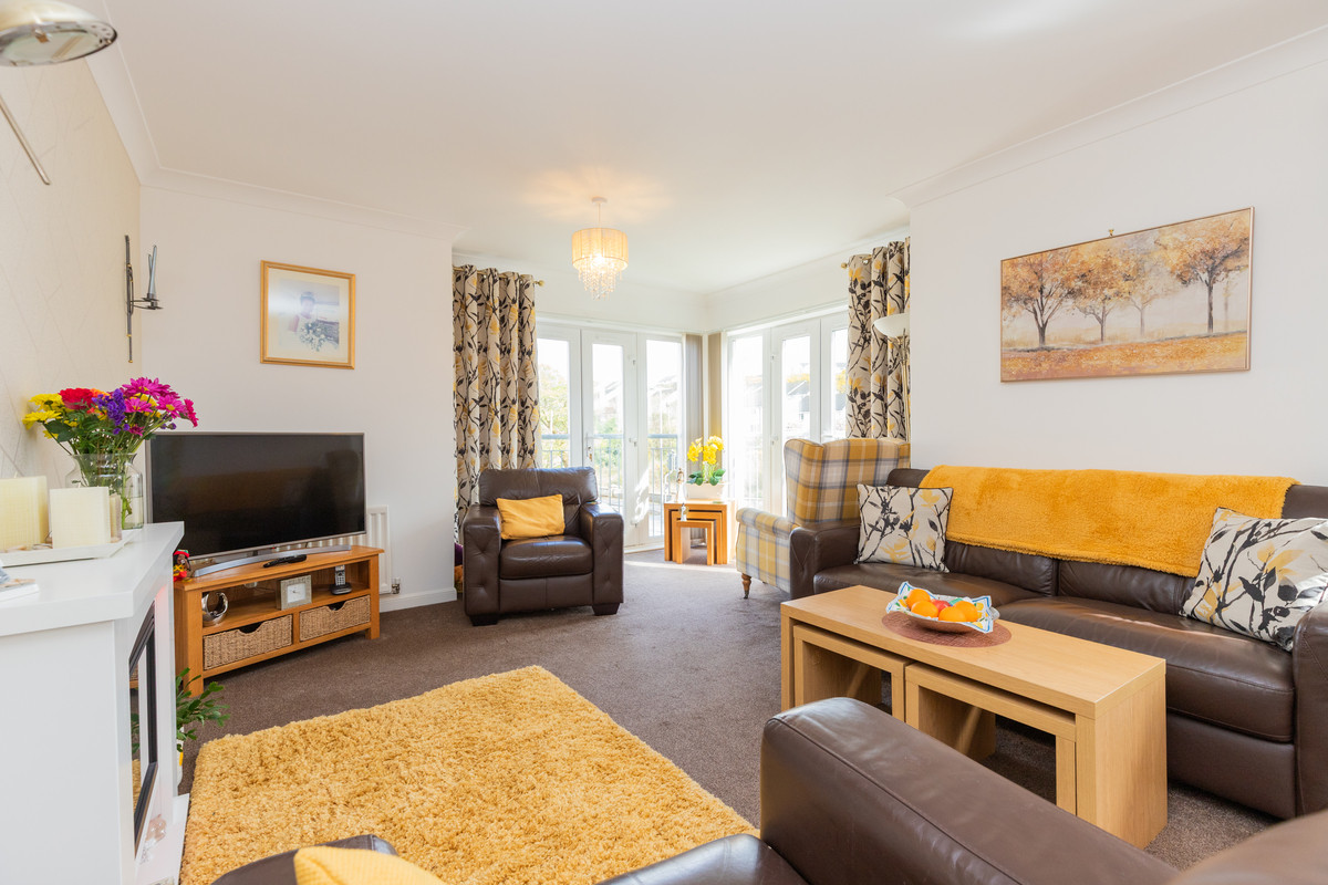 Flat 4, 3 Bankwood Drive, Kilsyth G65 0GZ
