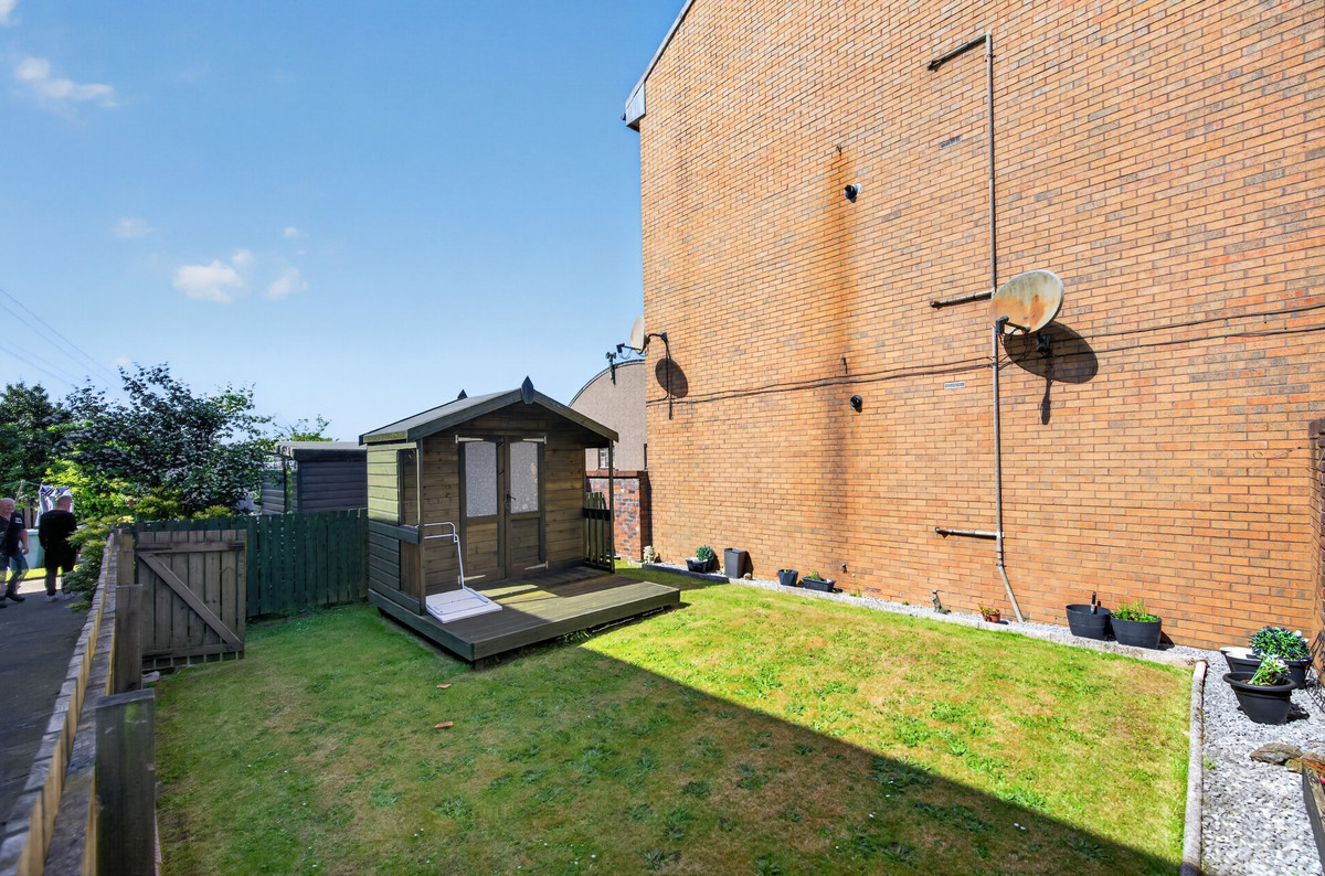 15 Park Lane, Kilsyth G65 0JY, photo 21