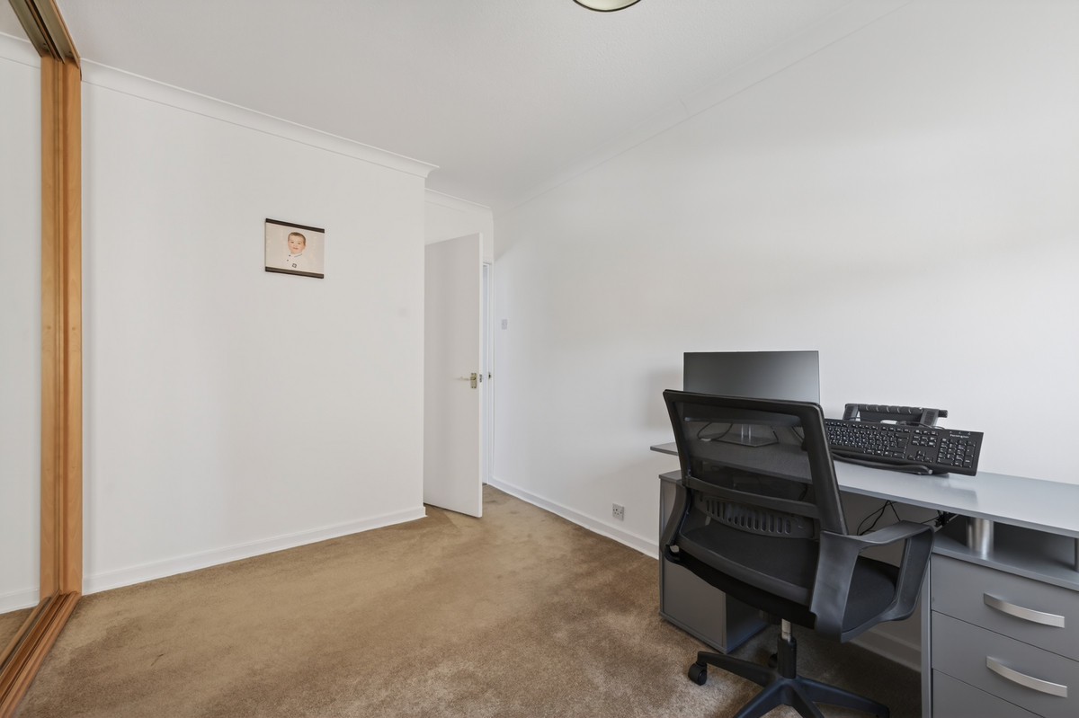 15 Park Lane, Kilsyth G65 0JY, photo 12