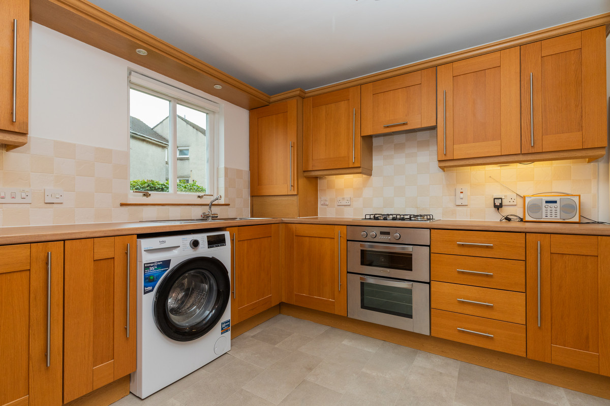 37 William Wilson Court, Kilsyth G65 9DP, photo 7