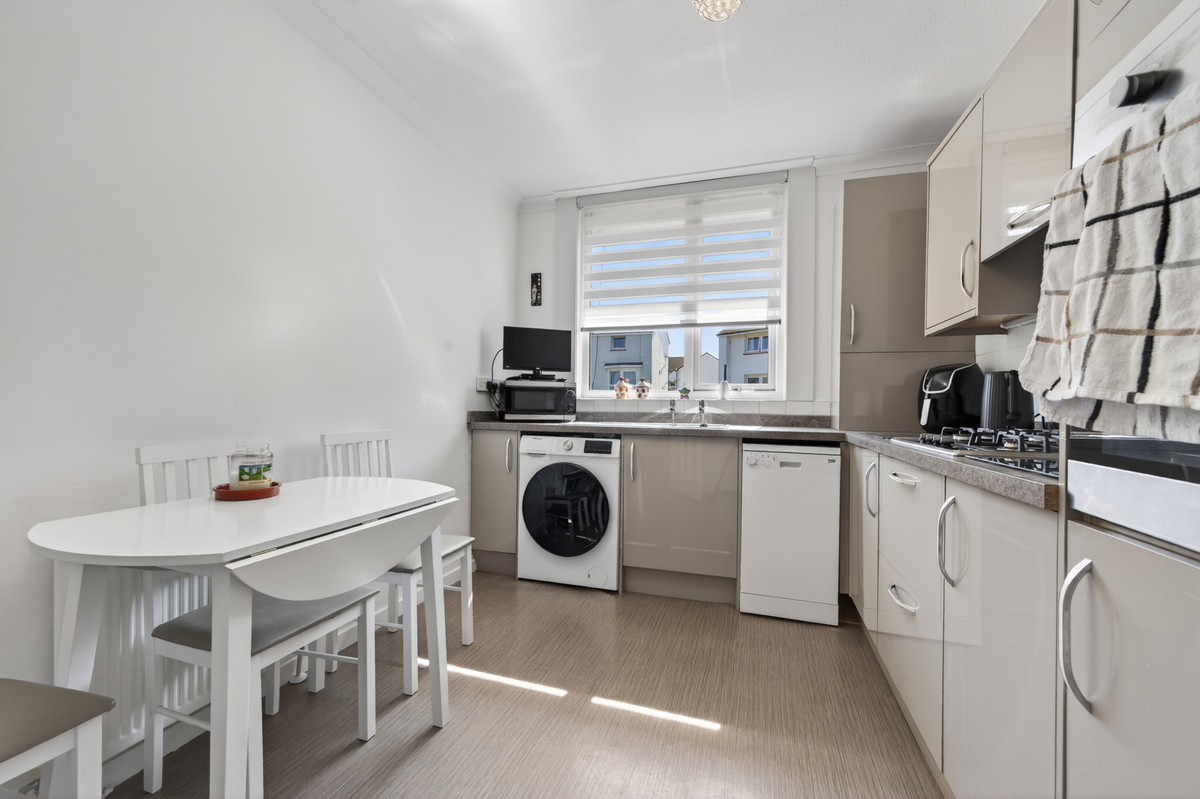 15 Park Lane, Kilsyth G65 0JY, photo 6