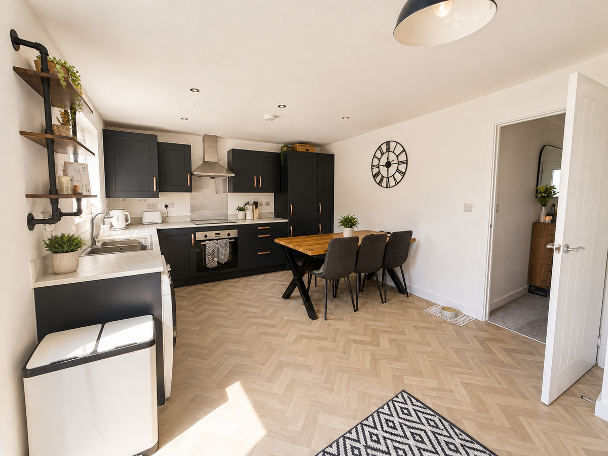Cleve Wood, Thornbury, BS35, photo 6