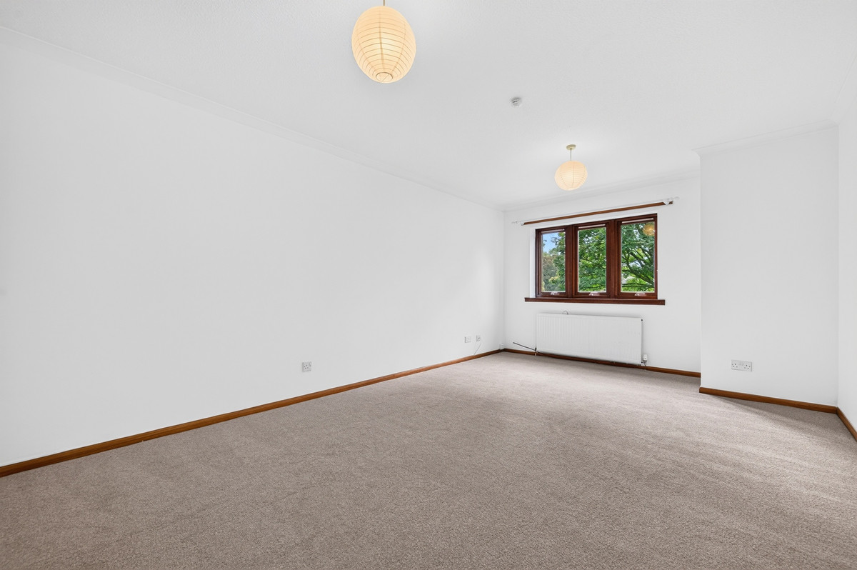 Park View, Strathaven, ML10, photo 10