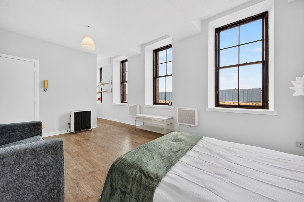 London Road, Glasgow, G40, photo 3