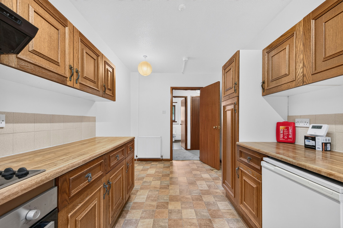 Park View, Strathaven, ML10, photo 7
