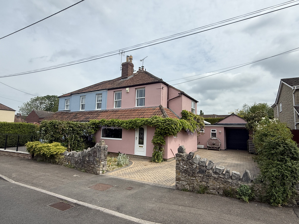 Wisteria Cottage ,Easton Hill Road, Thornbury, BS35