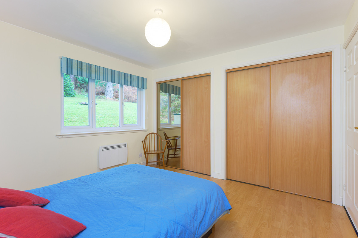 Sarin Noi, ford, Lochgilphead, photo 17
