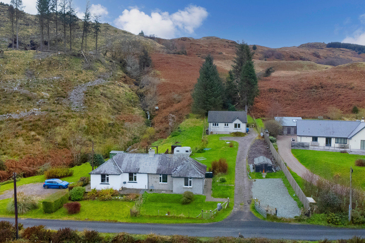Sarin Noi, ford, Lochgilphead, photo 2