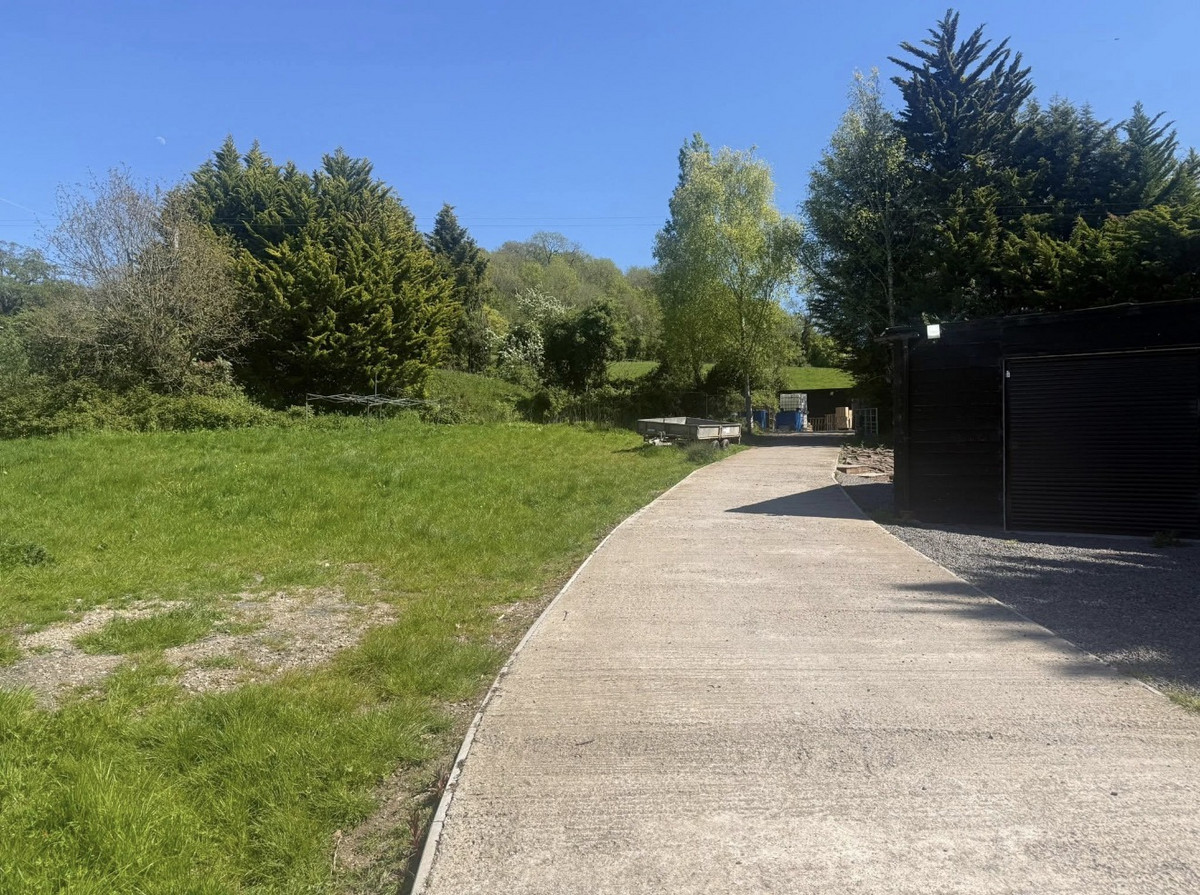 Woodend Lane, Hill, GL13, photo 37